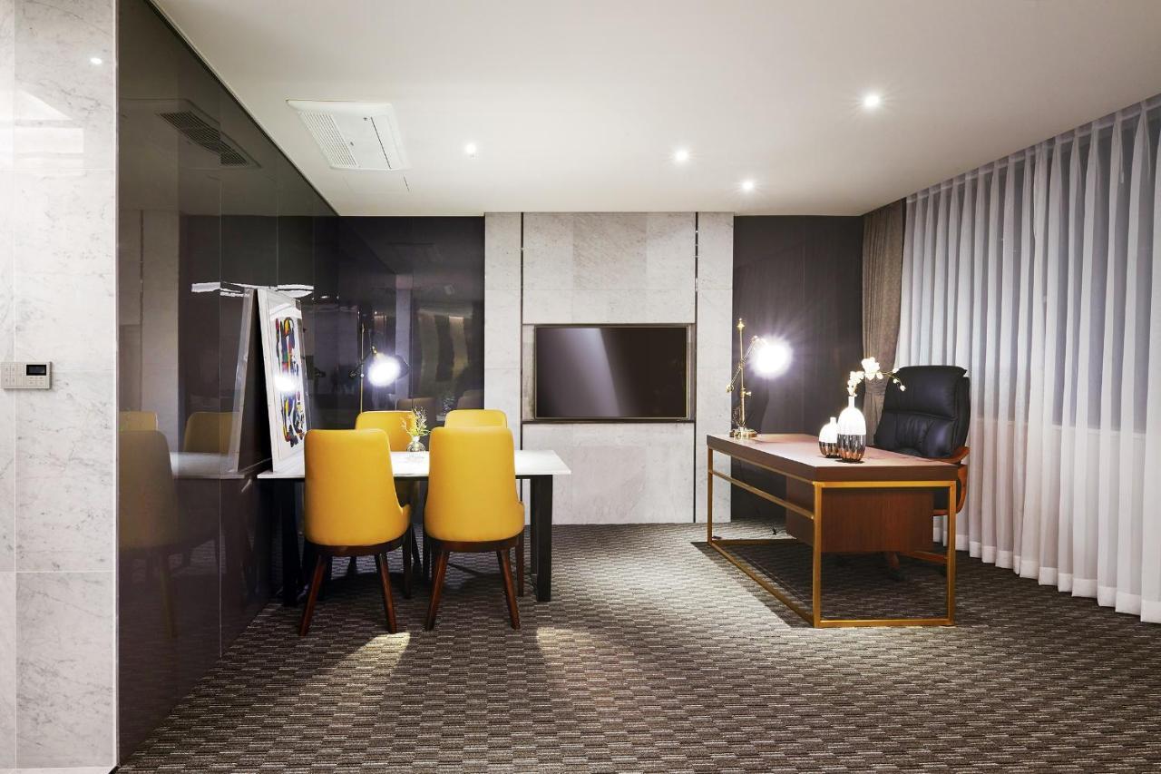 Jeongseon Intoraon Hotel Zewnętrze zdjęcie