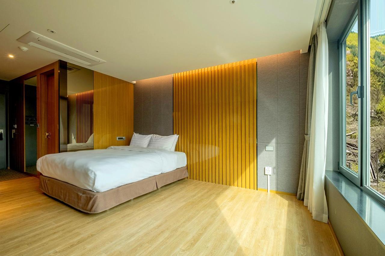 Jeongseon Intoraon Hotel Zewnętrze zdjęcie